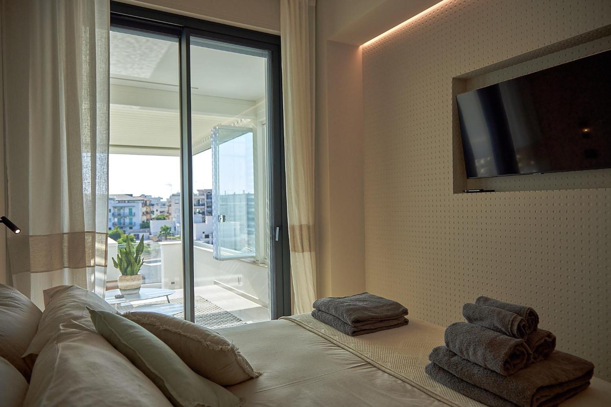 White Coast Hotell Polignano a Mare Exteriör bild
