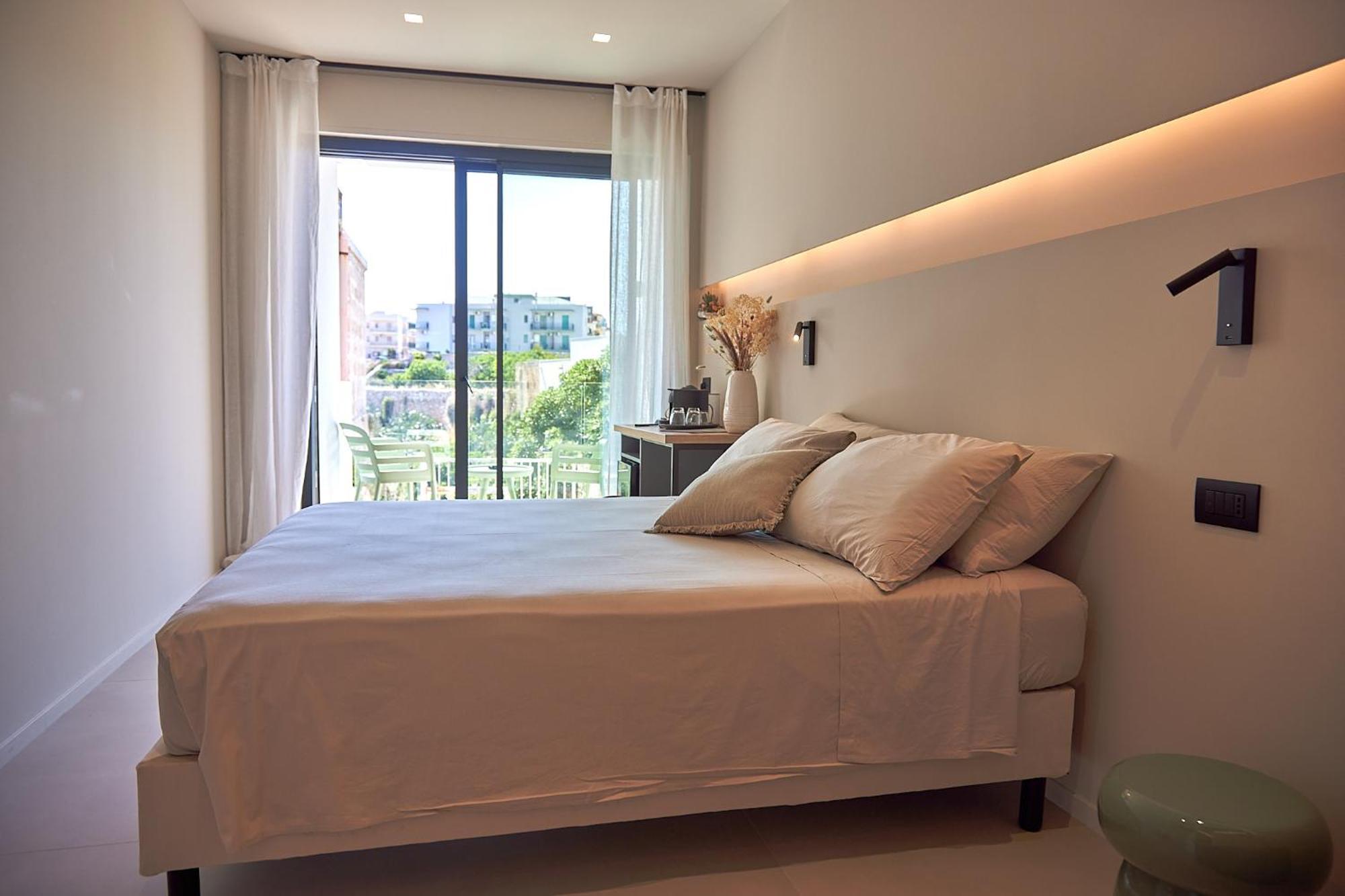 White Coast Hotell Polignano a Mare Exteriör bild